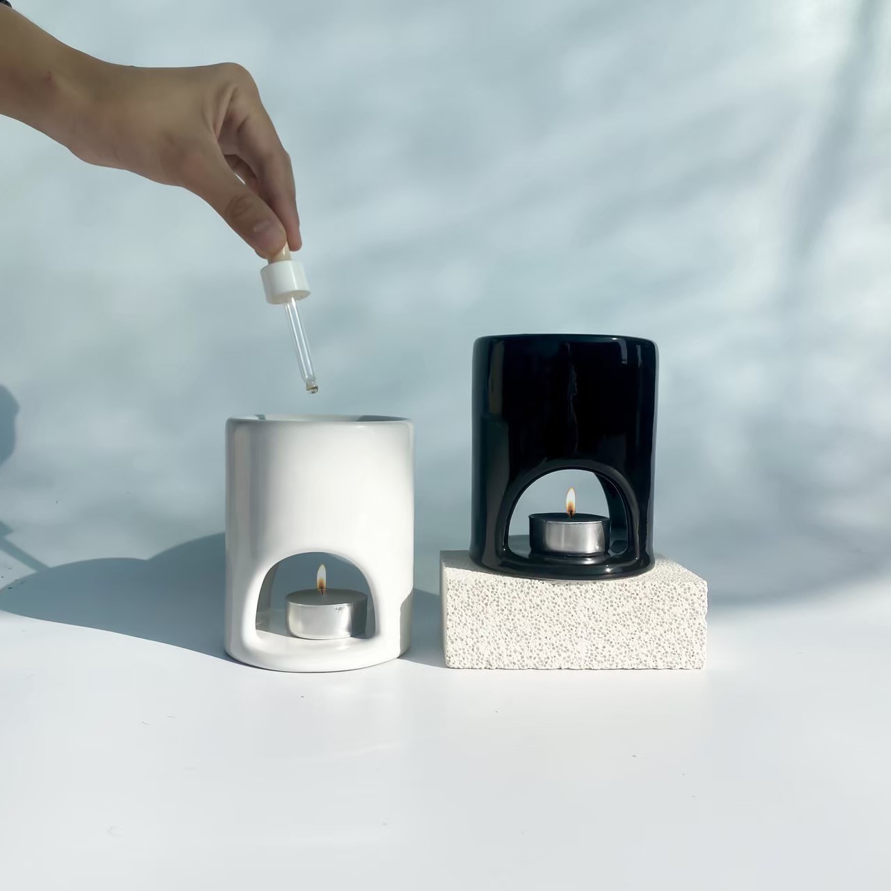 Latisha Minimalist Ceramic Oil Burner AB-02